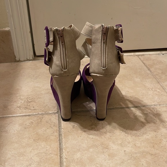 Platform high heels - Picture 3 of 4